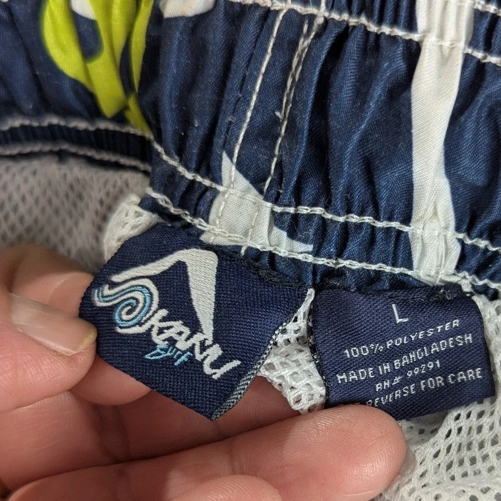 Kanu Surf Mens Swim‎ Trunks Board Shorts Navy Floral Print Cargo Pockets Size L